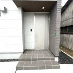 (玄関)